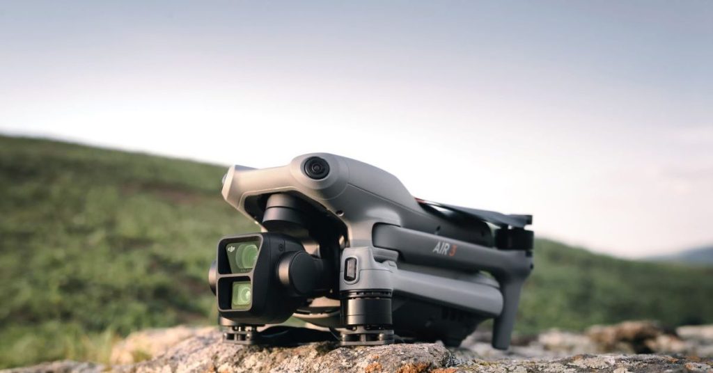 Profitez de 12,75 € de réduction sur le drone DJI Air 3 à double caméra lors de ce Prime Day.